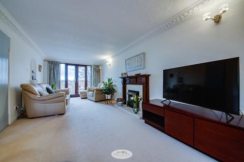 3 bedroom detached house for sale, High Street, Sheffield S25