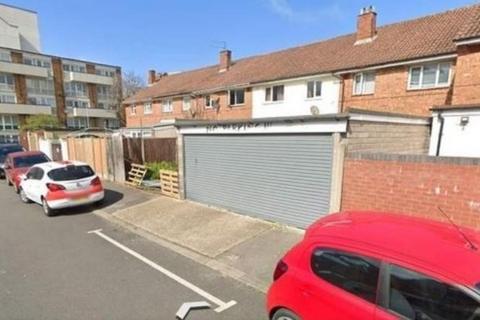 House to rent, Blackfriars Close , Portsmouth