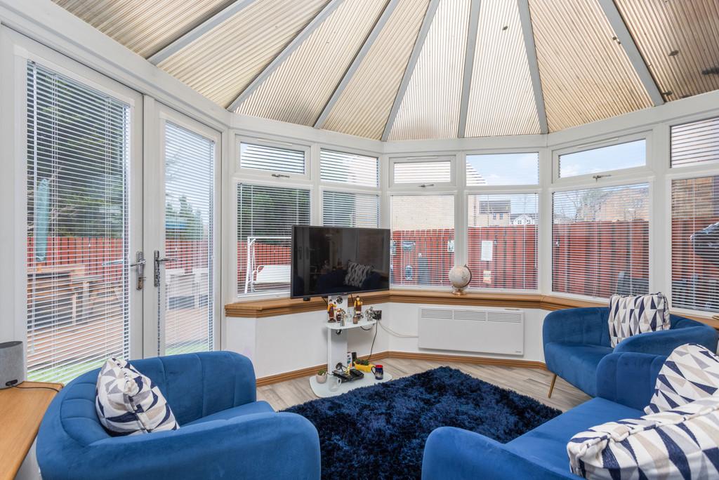 55 Galloway Crescent 14