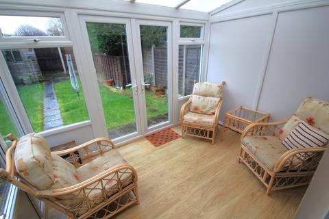 6 Globe Walk, Tiptree, Colchester, CO5 0DX