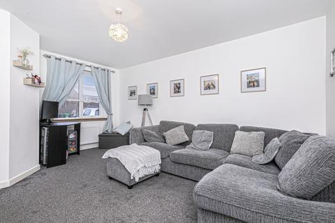 3 bedroom end of terrace house for sale, Rosslyn Crescent, Kirkcaldy, KY1