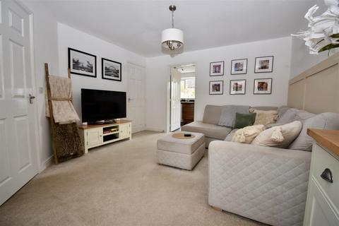 3 bedroom end of terrace house for sale, Shepherds Hill, Pickering YO18