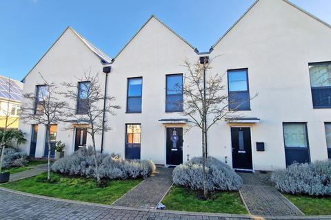 4 Pippin Close, Bicester, OX27 8AX