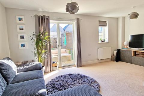 4 Pippin Close, Bicester, OX27 8AX