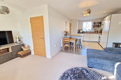 4 Pippin Close, Bicester, OX27 8AX