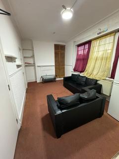 1 bedroom flat to rent, London SW16