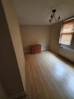 2 bedroom flat to rent, Croydon CR0