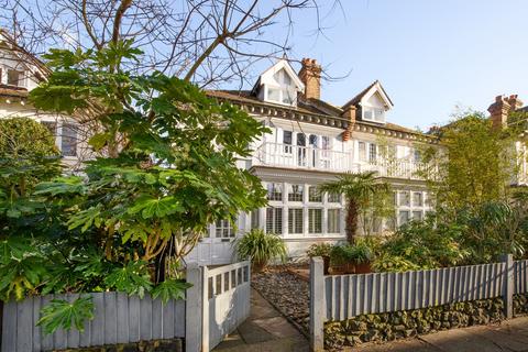 5 bedroom semi-detached house for sale, East Sheen Avenue, East Sheen, London