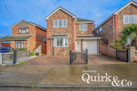 4 bedroom detached house for sale, Green Avenue, Canvey Island, SS8