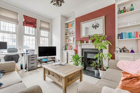 2 bedroom maisonette to rent, Lynn Road, Clapham South, London