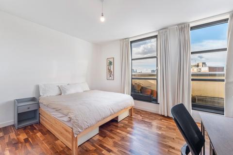 2 bedroom flat for sale, Carmine Wharf, 30 Copenhagen Place, London