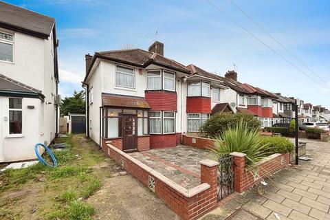 3 bedroom semi-detached house for sale, Methuen Road, Edgware