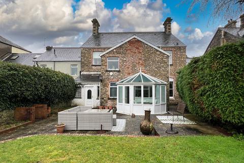 5 bedroom terraced house for sale, The Shield, 49 Eastgate, Cowbridge, The Vale of Glamorgan CF71 7EL