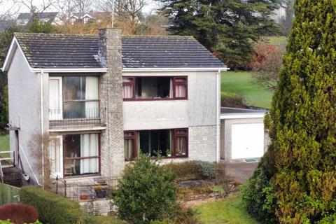 3 bedroom detached house for sale, 102 Broadway, Llanblethian, Cowbridge, The Vale of Glamorgan CF71 7EY