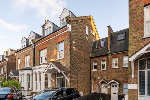 4 bedroom terraced house for sale, Brondesbury Road, Queens Park, London NW6