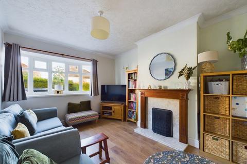 28 Butts Road, Penn, Wolverhampton, WV4 5QD