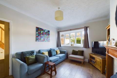 28 Butts Road, Penn, Wolverhampton, WV4 5QD