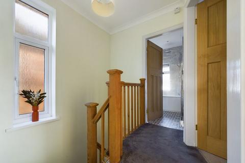 28 Butts Road, Penn, Wolverhampton, WV4 5QD