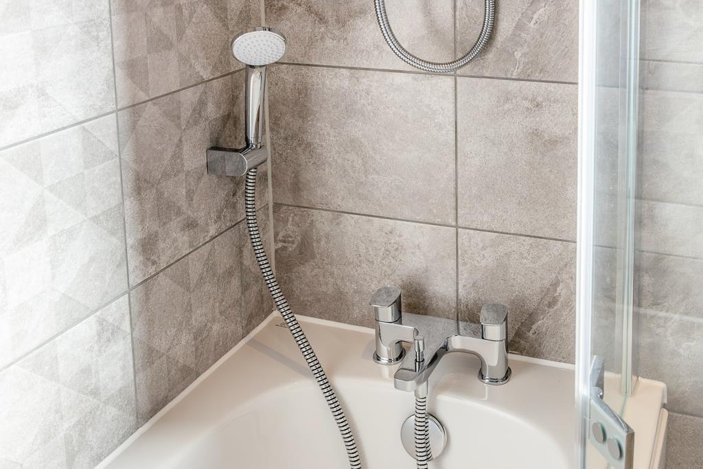 Plot 19, Millview (Cobgate)-33.jpg
