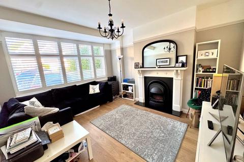 6 Ferndale, Bromley, BR1 2RX