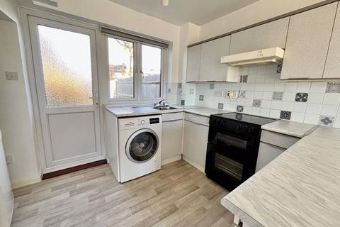 1 bedroom terraced house for sale, St. Andrews Close, Paddock Wood