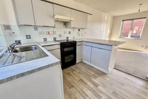 1 bedroom terraced house for sale, St. Andrews Close, Paddock Wood