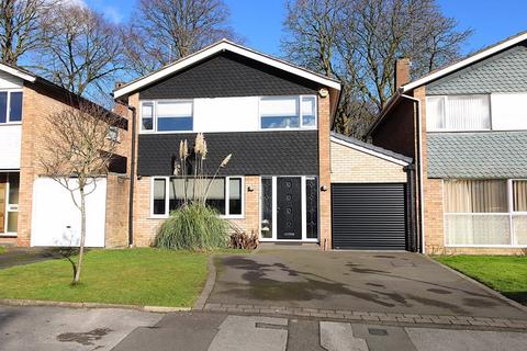 4 bedroom detached house for sale, Mandeville Gardens, Walsall, WS1 3AT