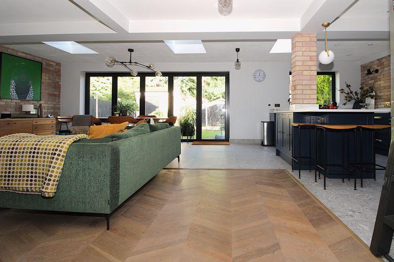 Kitchen Family Room