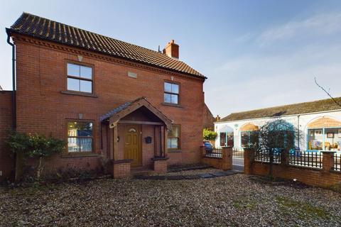 3 bedroom detached house for sale, 42 South Street, Horncastle