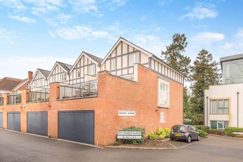 3 bedroom terraced house for sale, Uplands Road, Merrow