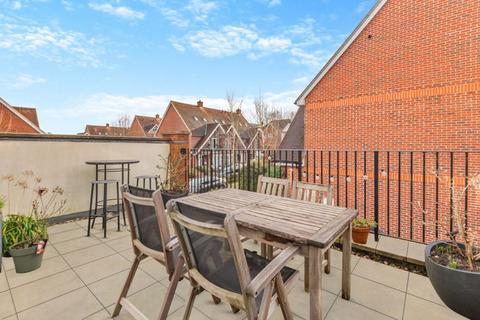 93 Uplands Road, Guildford, GU1 2RW