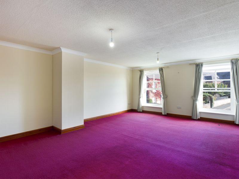 Guest bedroom