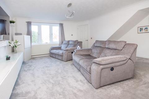 4 bedroom detached house for sale, West Totton