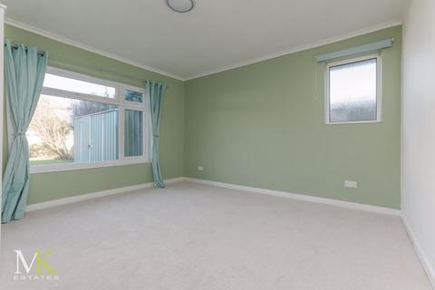 2 bedroom bungalow to rent, Tweedale Road, Bournemouth BH9