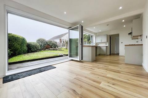 3 bedroom bungalow for sale, Hough Fold Way, Harwood