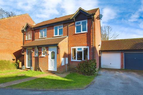 3 bedroom semi-detached house for sale, The Hurdles, Titchfield Common