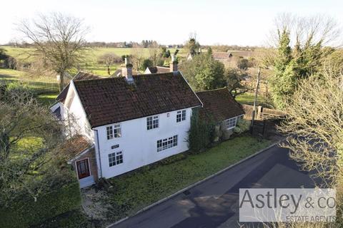 4 bedroom detached house for sale, Bunwell Street, Bunwell, Norwich, NR16 1NA