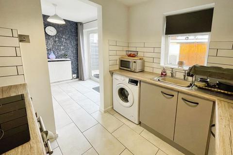 42 Birks Drive, Bury, BL8 1JF