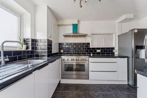 3 bedroom maisonette for sale, Legion Road, Greenford