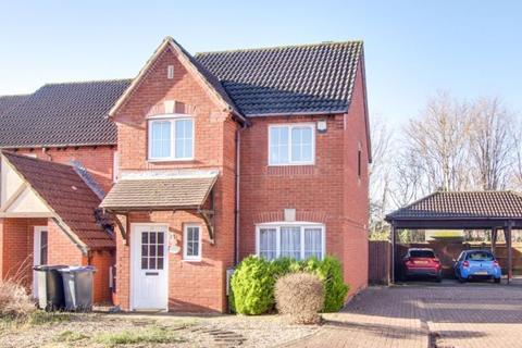 3 bedroom terraced house to rent, Moyle Park, Trowbridge