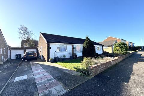 2 bedroom semi-detached bungalow to rent, Kirkstone Avenue, Ramsgate