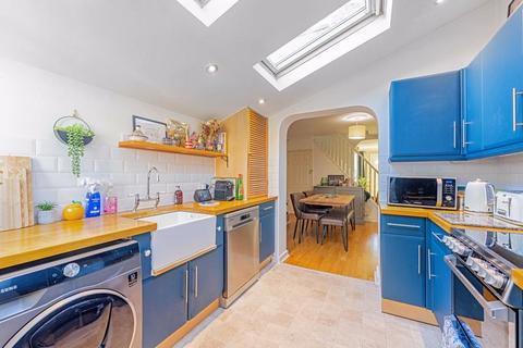 2 Rushett Close, Thames Ditton, KT7 0UR