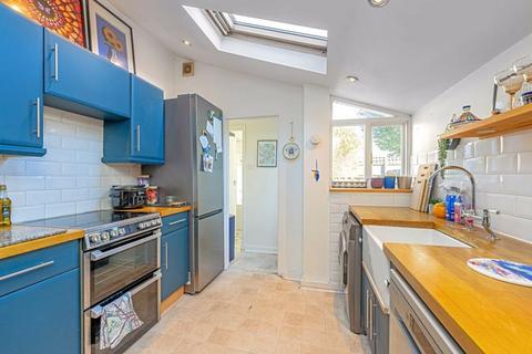 2 Rushett Close, Thames Ditton, KT7 0UR