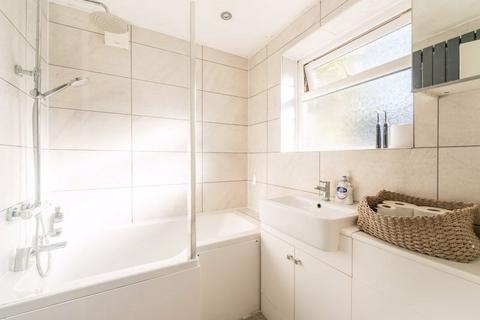 2 Rushett Close, Thames Ditton, KT7 0UR