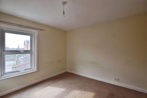 5 Avon Terrace, Salisbury, SP2 7BT