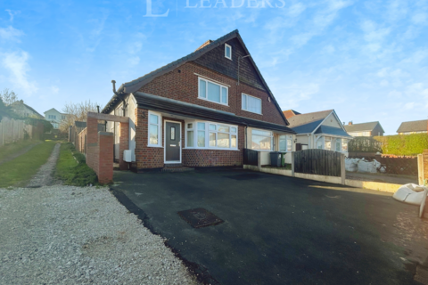 4 bedroom semi-detached house to rent, Lane Road, WV4