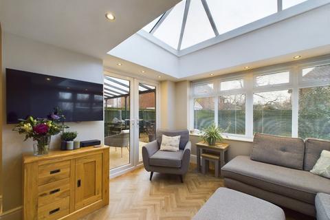 6 Wadlow Drive, Shifnal, TF11 9QF