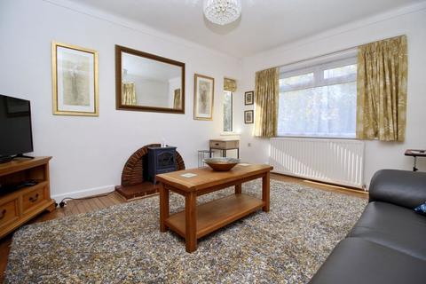 2 bedroom bungalow for sale, Eynham Avenue, Southampton SO19