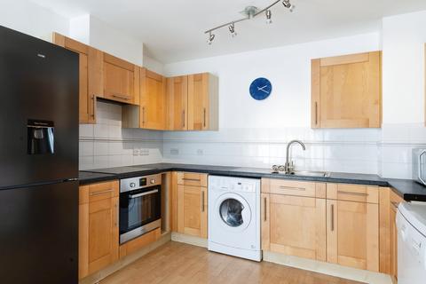 1 bedroom flat to rent, Sheerness Mews, Royal Docks, London, E16