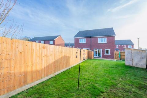 4 Garside Close, Hengoed, Oswestry, SY10 7FA